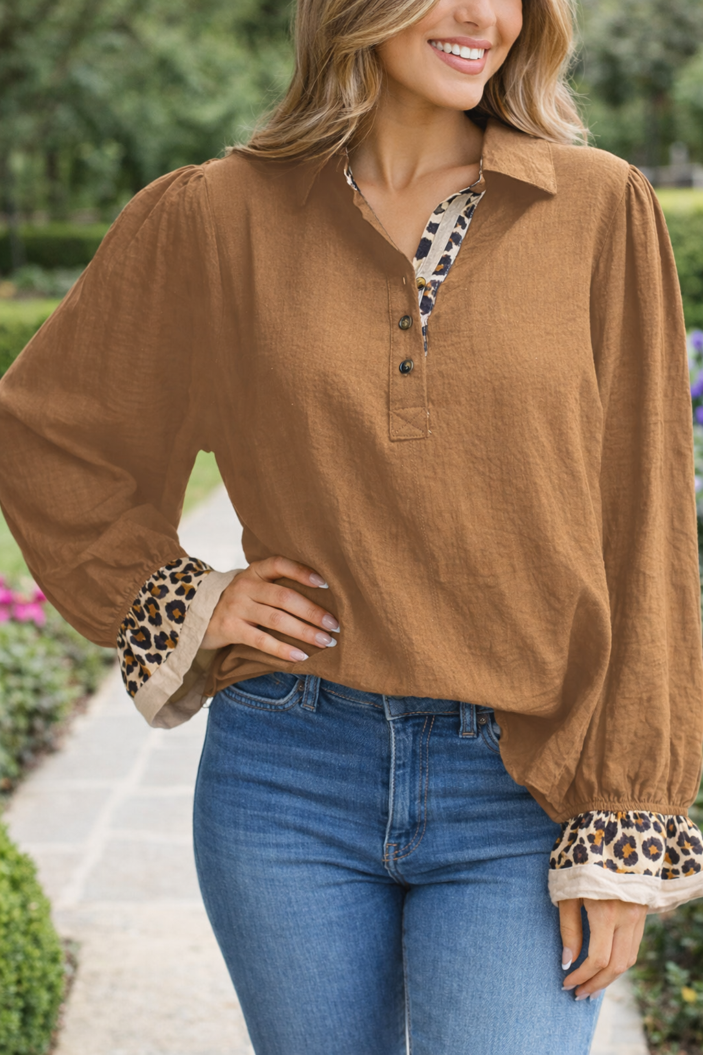 Leopard Collar Blouse December.