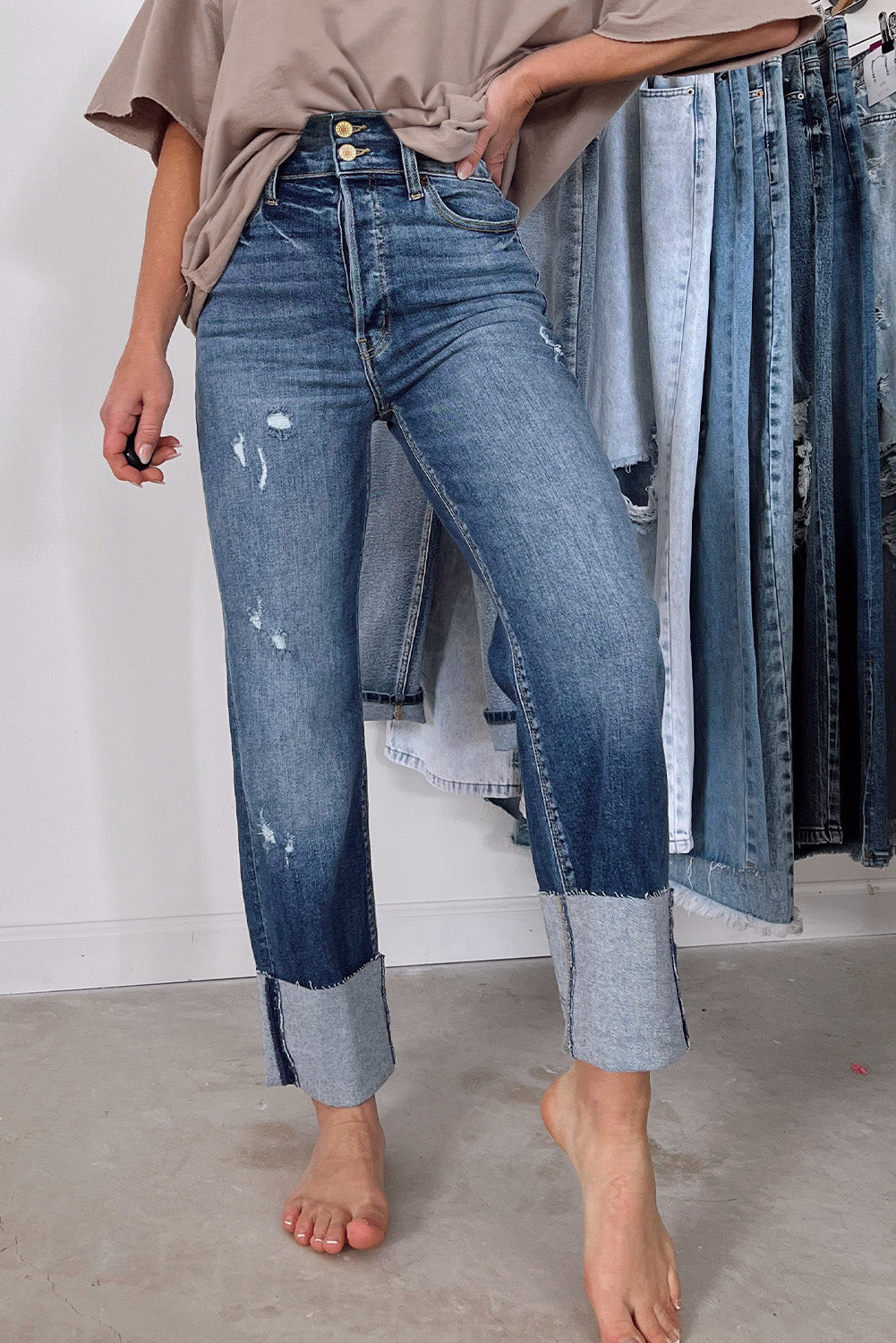 Distressed Jeans FB