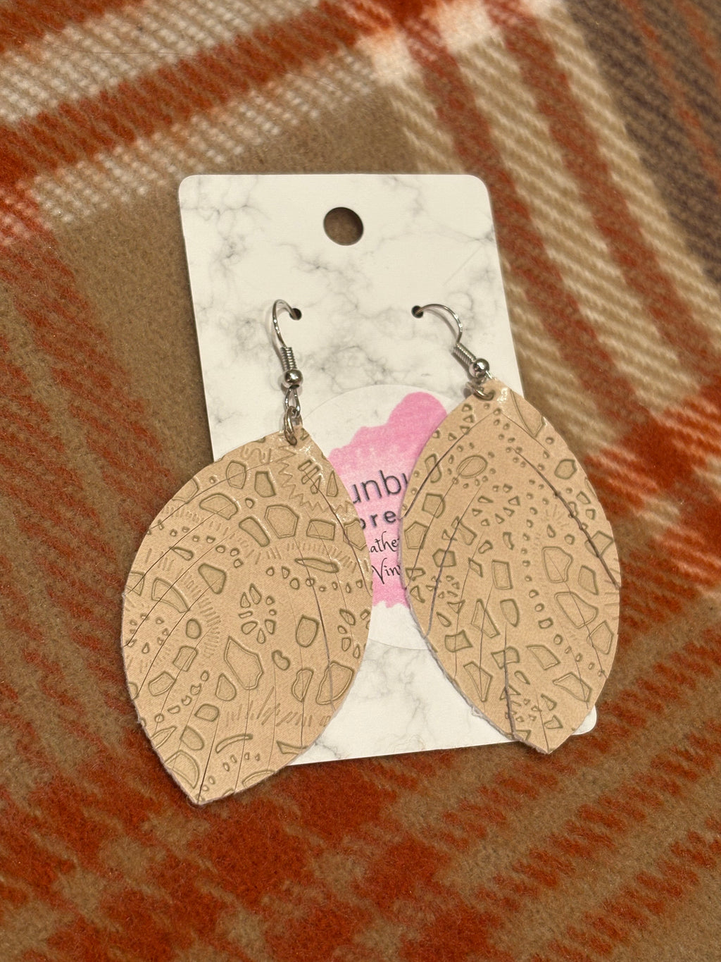 Embossed- Cream